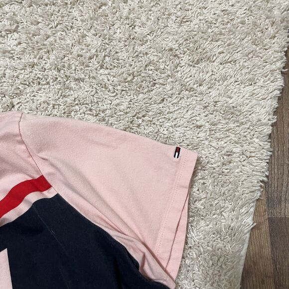 Tommy Hilfiger Size Large Men's Pink Logo Crewneck T-Shirt - Picture 3 of 4